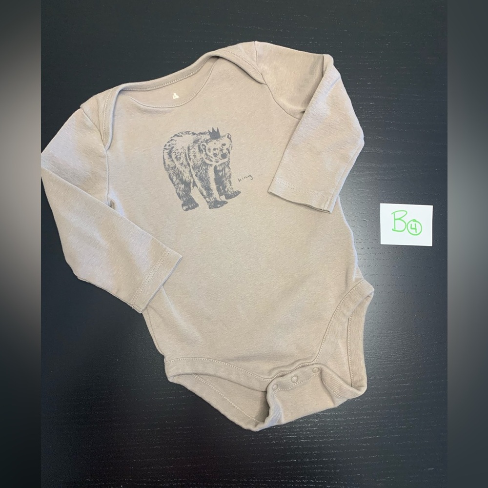 🧸 2/$5.00⭐️ GAP 6-12m Bear Print Onesie